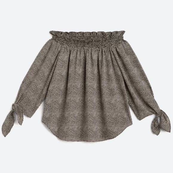 Michael Kors Galyn Off The Shoulder Top, Size Large - Picture 3 of 6